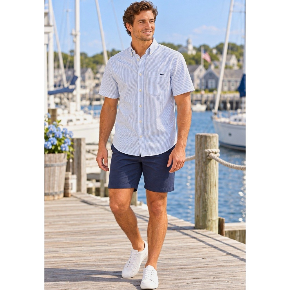 Vineyard Vines Mens M Blue White Seersucker Shirt Short Sleeve Preppy Whale